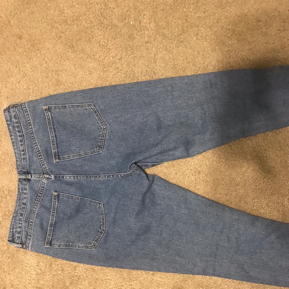 Mom Jeans - Picture 4 of 4